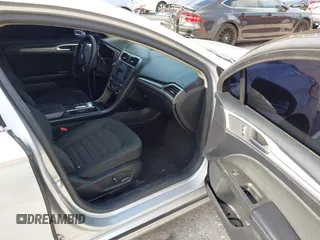 2018 Ford Fusion SE z VIN 3FA6P0LU2JR281231, wystawiony jako IAAI lot #41963083 z przebiegiem 115 434 mil mil oraz . Historia ofert i sprzedaży dostępna na DreamBid. Obrazek 5.