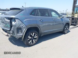 2023 Volkswagen Atlas SE with VIN 1V2LC2CA7PC212471, listed as a IAAI auction lot 42422043 with 24,495 mi miles and . Bid and sale history available at DreamBid. Image 4.