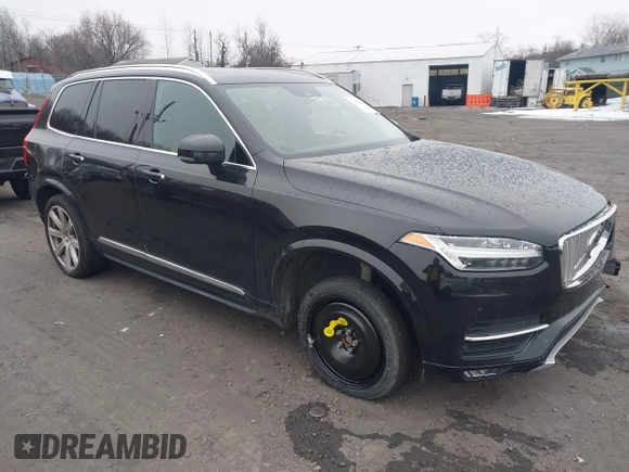 2018 Volvo XC90 Inscription with VIN YV4A22PL1J1320222, listed as a IAAI auction lot 41002251 with 137,523 mi miles. Bid and sale history available at carsss.com. Image 1.