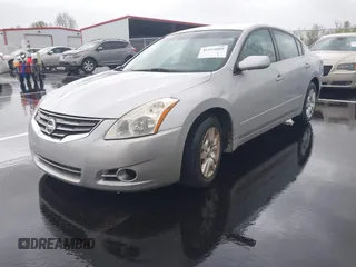 2011 Nissan Altima S with VIN 1N4AL2AP2BN473090, listed as a IAAI auction lot 41954089 with 194,707 mi miles and . Bid and sale history available at carsss.com. Image 2.
