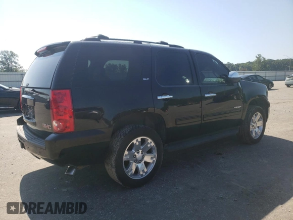 2010 GMC Yukon SLT with VIN 1GKUCCE04AR285385, listed as a Copart auction lot 67070084 with 166,401 mi miles and Salvage Title. Bid and sale history available at carsss.com. Image 3.