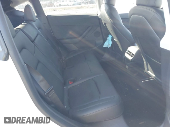 2022 Tesla Model Y Long Range with VIN 7SAYGDEE2NF440548, listed as a IAAI auction lot 41360276 with 19,714 mi miles and . Bid and sale history available at carsss.com. Image 8.