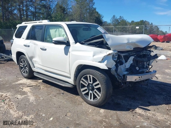 2018 Toyota 4Runner SR5 with VIN JTEBU5JR2J5544281, listed as a IAAI auction lot 41727318 with 122,091 mi miles. Bid and sale history available at carsss.com. Image 1.