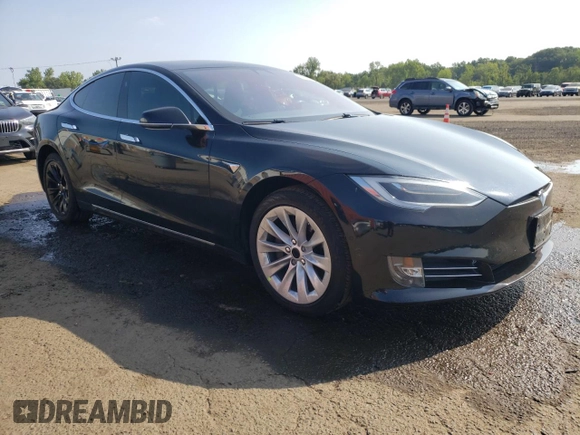 2018 Tesla Model S 75D with VIN 5YJSA1E22JF291142, listed as a Copart auction lot 65682055 with 126,212 mi miles and Salvage title. Bid and sale history available at DreamBid. Image 4.