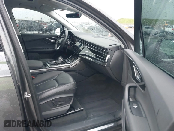 2020 Audi Q7 Premium with VIN WA1AXAF77LD003544, listed as a IAAI auction lot 41819088 with 52,637 mi miles and . Bid and sale history available at DreamBid. Image 5.