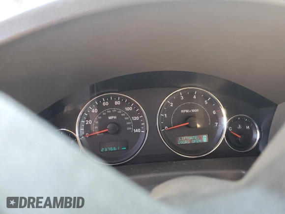 2007 Jeep Commander Limited with VIN 1J8HH58287C622524, listed as a Copart auction lot 67489244 with 237,661 mi miles and Salvage title. Bid and sale history available at DreamBid. Image 9.