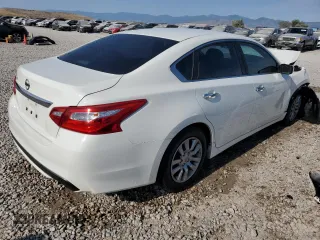 2017 Nissan Altima S with VIN 1N4AL3AP2HN355880, listed as a Copart auction lot 58846325 with 103,974 mi miles and Salvage title. Bid and sale history available at DreamBid. Image 3.