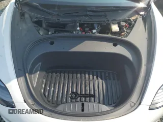 2023 Tesla Model 3 z VIN 5YJ3E1EA0PF452595, wystawiony jako Copart lot #58491175 z przebiegiem 40 288 mil mil oraz Szkoda całkowita • Salvage title. Historia ofert i sprzedaży dostępna na DreamBid. Obrazek 11.
