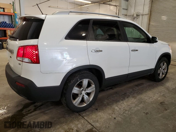 2013 Kia Sorento EX with VIN 5XYKU3A61DG330313, listed as a Copart auction lot 63242405 with 226,004 mi miles and Salvage title. Bid and sale history available at DreamBid. Image 3.