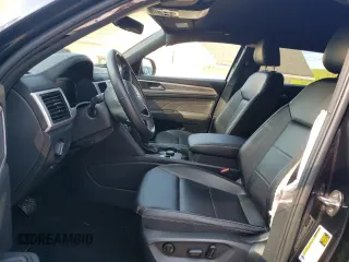 2022 Volkswagen Atlas SE with VIN 1V2HE2CA7NC215769, listed as a Copart auction lot 60394425 with Not provided miles and Salvage title. Bid and sale history available at DreamBid. Image 7.