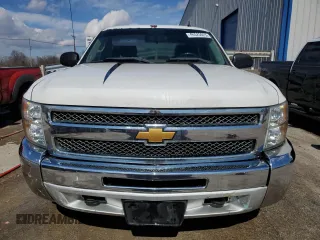 2013 Chevrolet Silverado 1500 LT with VIN 3GCPKSEAXDG291842, listed as a Copart auction lot 46525025 with 180,431 mi miles and Non Repairable. Bid and sale history available at DreamBid. Image 5.