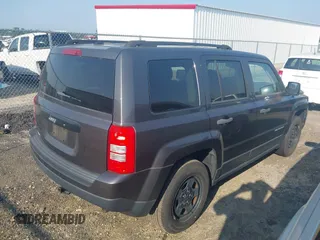 2016 Jeep Patriot Sport SE with VIN 1C4NJPBA0GD727725, listed as a IAAI auction lot 42571284 with 148,748 mi miles and . Bid and sale history available at DreamBid. Image 4.