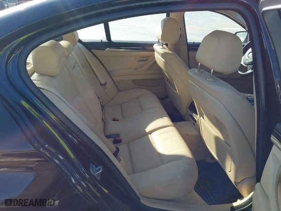 2015 BMW 5 Series 528i xDrive with VIN WBA5A7C58FD620614, listed as a IAAI auction lot 41496488 with 89,238 mi miles. Bid and sale history available at carsss.com. Image 8.
