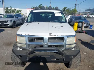 2011 Dodge Nitro Heat with VIN 1D4PT4GK9BW596989, listed as a IAAI auction lot 42397427 with 158,609 mi miles and . Bid and sale history available at DreamBid. Image 12.