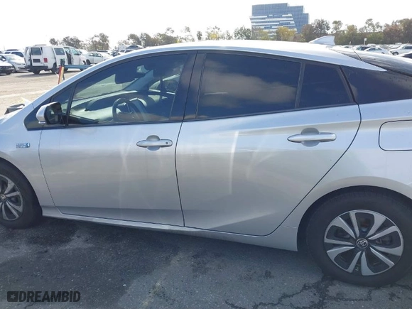 2017 Toyota Prius Prime Plus with VIN JTDKARFP4H3018719, listed as a IAAI auction lot 41543427 with NaN miles. Bid and sale history available at carsss.com. Image 14.