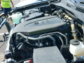 2020 Toyota Tacoma SR5 with VIN 5TFCZ5AN2LX235148, listed as a IAAI auction lot 43008112 with 25,645 mi miles and . Bid and sale history available at DreamBid. Image 19.