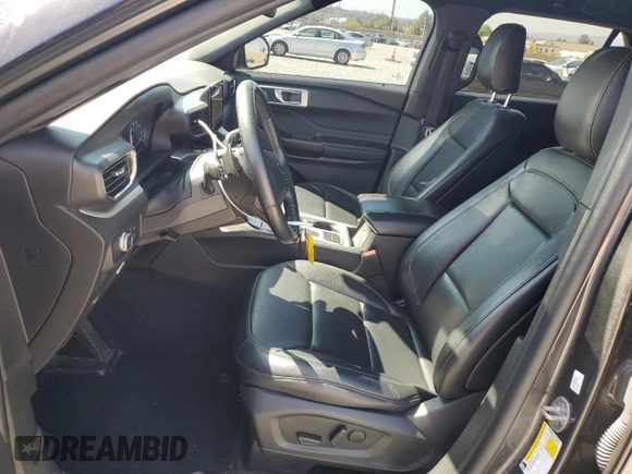 2020 Ford Explorer XLT with VIN 1FMSK7DH3LGA17183, listed as a Copart auction lot 55178045 with 84,140 mi miles and Salvage Title. Bid and sale history available at DreamBid. Image 7.
