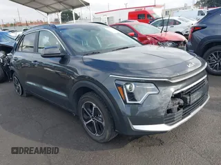 2024 Kia Niro LX with VIN KNDCP3LE4R5121941, listed as a IAAI auction lot 40979698 with 74,683 mi miles. Bid and sale history available at carsss.com. Image 1.
