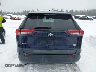 2020 Toyota RAV4 XLE with VIN 2T3P1RFV4LC117598, listed as a IAAI auction lot 41556701 with 38,447 mi miles. Bid and sale history available at carsss.com. Image 15.