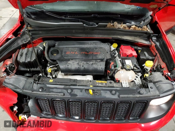 2019 Jeep Renegade Altitude with VIN ZACNJBBB6KPK01800, listed as a Copart auction lot 82387354 with 31,396 mi miles and Non repairable. Bid and sale history available at DreamBid. Image 13.