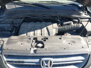 2005 Honda Pilot EX with VIN 5FNYF18455B044034, listed as a IAAI auction lot 42078473 with 265,726 mi miles. Bid and sale history available at carsss.com. Image 10.