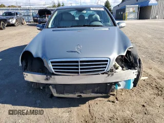 2005 Mercedes-Benz C 230 Kompressor with VIN WDBRF40J75F606095, listed as a Copart auction lot 76104344 with 234,993 mi miles and Salvage title. Bid and sale history available at DreamBid. Image 5.