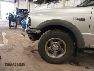 2001 Ford Ranger XL Fleet z VIN 1FTZR15E81PA53447, wystawiony jako IAAI lot #41838161 z przebiegiem 113 739 mil mil oraz . Historia ofert i sprzedaży dostępna na DreamBid. Obrazek 13.