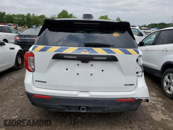 2023 Ford Police Interceptor Utility z VIN 1FM5K8AW6PNA08839, wystawiony jako Copart lot #51654935 z przebiegiem 12 380 mil mil oraz Czysty tytuł • Clean title. Historia ofert i sprzedaży dostępna na DreamBid. Obrazek 6.