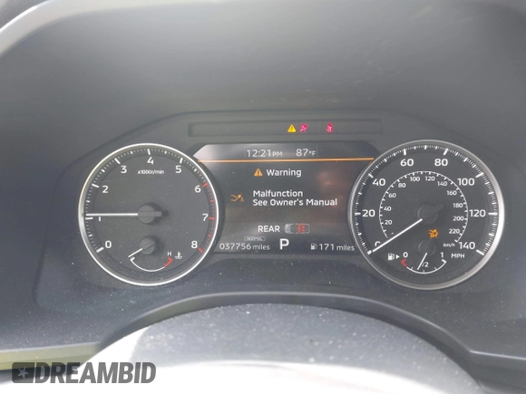 2022 Mitsubishi Outlander SE z VIN JA4J3UA85NZ055855, wystawiony jako IAAI lot #42020874 z przebiegiem 37 756 mil mil oraz . Historia ofert i sprzedaży dostępna na DreamBid. Obrazek 7.