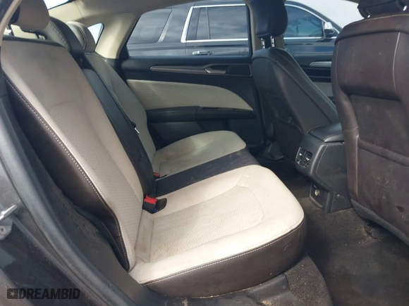 2019 Ford Fusion SE with VIN 3FA6P0HD0KR268309, listed as a IAAI auction lot 40495314 with 130,343 mi miles. Bid and sale history available at carsss.com. Image 8.