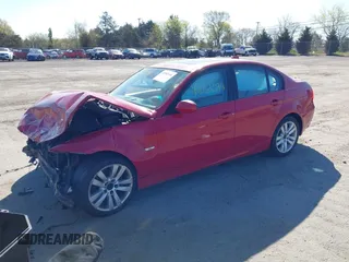 2007 BMW 3 Series 328i with VIN WBAVA33537PG40085, listed as a IAAI auction lot 42062344 with 177,000 mi miles and . Bid and sale history available at DreamBid. Image 2.
