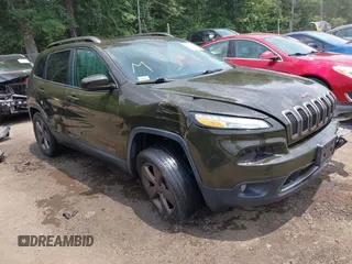 2016 Jeep Cherokee Latitude with VIN 1C4PJMCS3GW326575, listed as a IAAI auction lot 42502217 with 76,805 mi miles and . Bid and sale history available at DreamBid. Image 1.