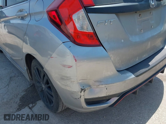 2018 Honda Fit Sport with VIN 3HGGK5G66JM709483, listed as a IAAI auction lot 42030546 with 84,127 mi miles and . Bid and sale history available at DreamBid. Image 6.