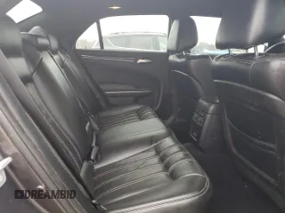 2019 Chrysler 300 S z VIN 2C3CCABG8KH594943, wystawiony jako Copart lot #49223225 z przebiegiem 60 893 mil mil oraz Szkody całkowita. Historia ofert i sprzedaży dostępna na DreamBid. Obrazek 10.