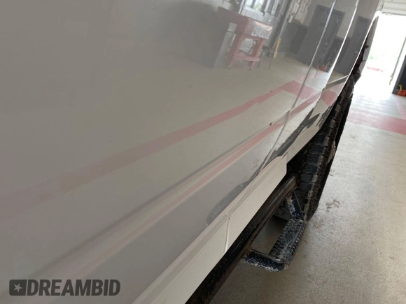 2015 Ram 2500 SLT with VIN 3C6UR5ML4FG582155, listed as a IAAI auction lot 42730160 with 280,655 mi miles and . Bid and sale history available at DreamBid. Image 43.