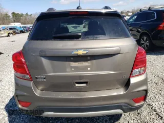 2020 Chevrolet Trax LT with VIN KL7CJLSBXLB352910, listed as a Copart auction lot 46119355 with 84,826 mi miles and Salvage Title. Bid and sale history available at carsss.com. Image 6.