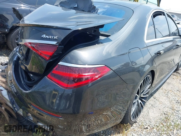 2021 Mercedes-Benz S 580 with VIN W1K6G7GB7MA057744, listed as a IAAI auction lot 41489408 with Not Provided miles and . Bid and sale history available at DreamBid. Image 16.