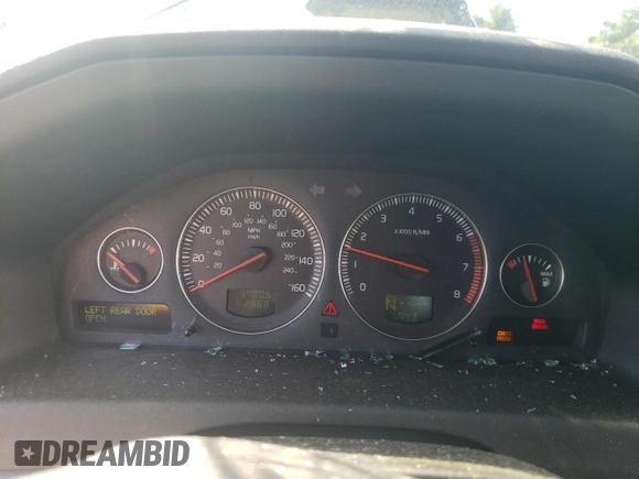 2005 Volvo S60 with VIN YV1RH592652460108, listed as a Copart auction lot 66846144 with 97,005 mi miles and Salvage Title. Bid and sale history available at carsss.com. Image 9.