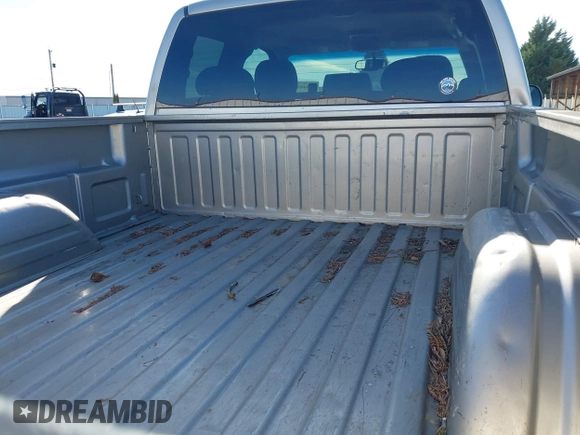 2003 Chevrolet Silverado 1500 with VIN 2GCEK19T331108222, listed as a IAAI auction lot 41549375 with 235,437 mi miles. Bid and sale history available at carsss.com. Image 17.