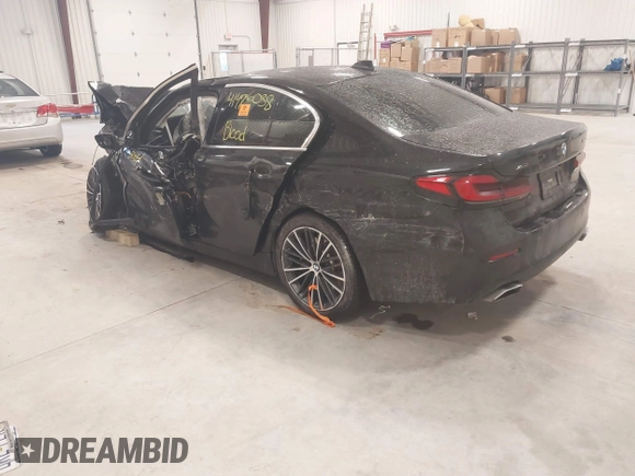 2022 BMW 5 Series 540i xDrive with VIN WBA73BJ09NWX56346, listed as a IAAI auction lot 41476038 with Not provided miles and . Bid and sale history available at DreamBid. Image 3.