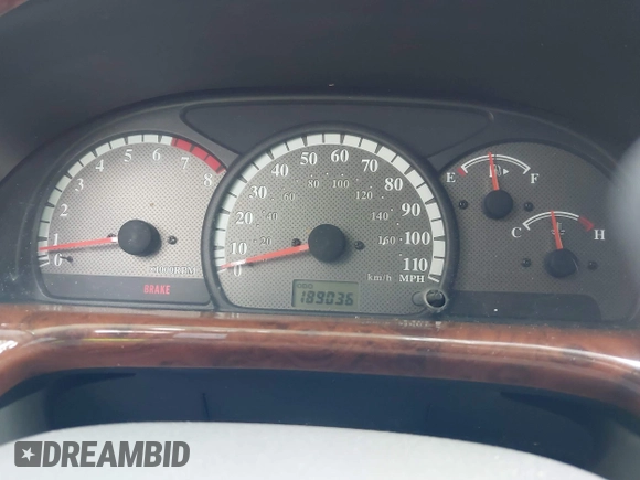 2002 Suzuki XL7 Standard z VIN JS3TX92V924105896, wystawiony jako IAAI lot #42869920 z przebiegiem 189 036 mil mil oraz . Historia ofert i sprzedaży dostępna na DreamBid. Obrazek 7.