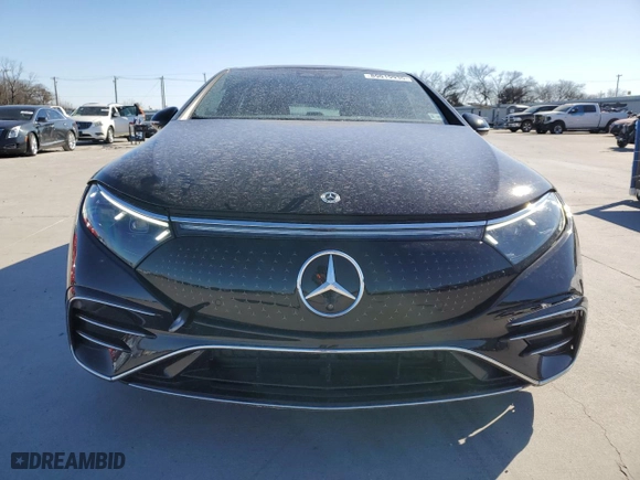 2022 Mercedes-Benz EQS with VIN W1KCG2DB1NA005165, listed as a Copart auction lot 89019935 with NaN miles and Salvage Title. Bid and sale history available at carsss.com. Image 5.