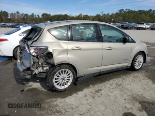 2015 Ford C-Max SE with VIN 1FADP5AU1FL116638, listed as a Copart auction lot 88133215 with 96,188 mi miles and Salvage Title. Bid and sale history available at carsss.com. Image 3.