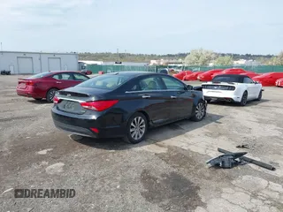 2014 Hyundai Sonata SE with VIN 5NPEC4AC7EH816873, listed as a IAAI auction lot 42026926 with 155,794 mi miles and . Bid and sale history available at DreamBid. Image 4.
