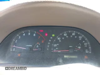 2004 Toyota Camry LE z VIN 4T1BE32K74U915657, wystawiony jako IAAI lot #41837915 z przebiegiem 260 096 mil mil oraz . Historia ofert i sprzedaży dostępna na DreamBid. Obrazek 7.