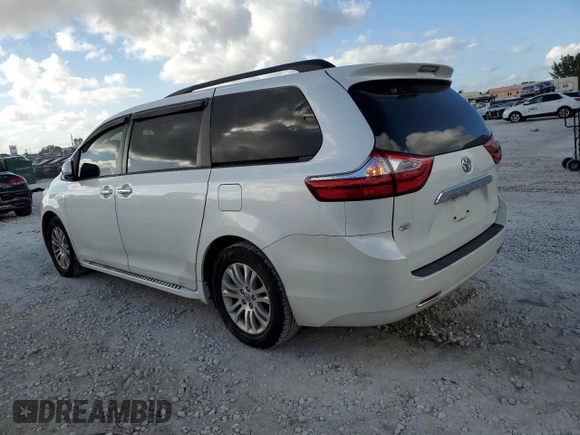 2017 Toyota Sienna XLE Auto Access Seat with VIN 5TDYZ3DC3HS801416, listed as a Copart auction lot 45015455 with 66,951 mi miles and Salvage Title. Bid and sale history available at carsss.com. Image 2.