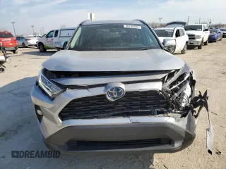 2019 Toyota RAV4 Hybrid XLE with VIN 2T3RWRFV1KW041684, listed as a Copart auction lot 48708995 with 80,181 mi miles and Salvage Title. Bid and sale history available at carsss.com. Image 5.