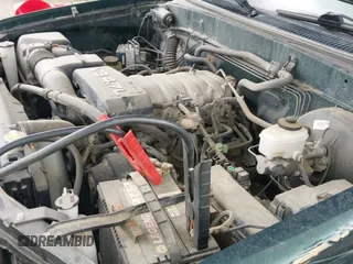 2004 Toyota Tundra Limited z VIN 5TBDT48144S440098, wystawiony jako IAAI lot #42227294 z przebiegiem 141 751 mil mil oraz . Historia ofert i sprzedaży dostępna na DreamBid. Obrazek 19.