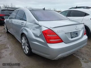 2012 Mercedes-Benz S-Class S 550 with VIN WDDNG7DB2CA456186, listed as a IAAI auction lot 42027448 with 76,997 mi miles. Bid and sale history available at carsss.com. Image 3.