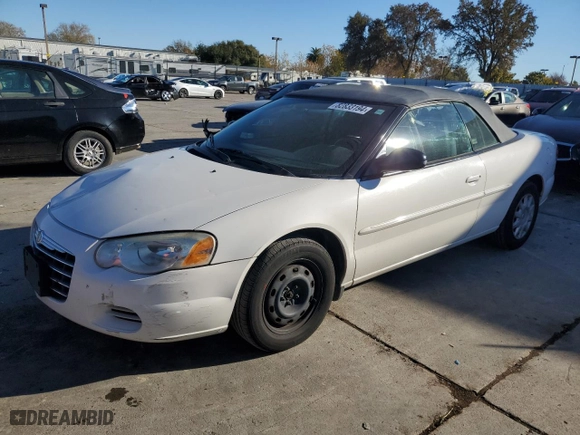 2004 Chrysler Sebring LX with VIN 1C3EL45X74N327583, listed as a Copart auction lot 82833194 with 114,804 mi miles and Salvage Title. Bid and sale history available at carsss.com. Image 1.